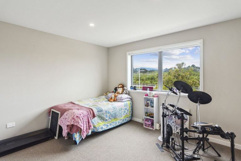 Photo of property in 39 Te Ara Kawakahia, Waikanae, 5036