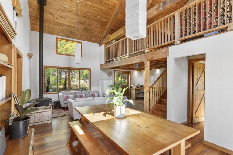 Photo of property in 339 Onemana Drive, Onemana, Whangamata, 3691