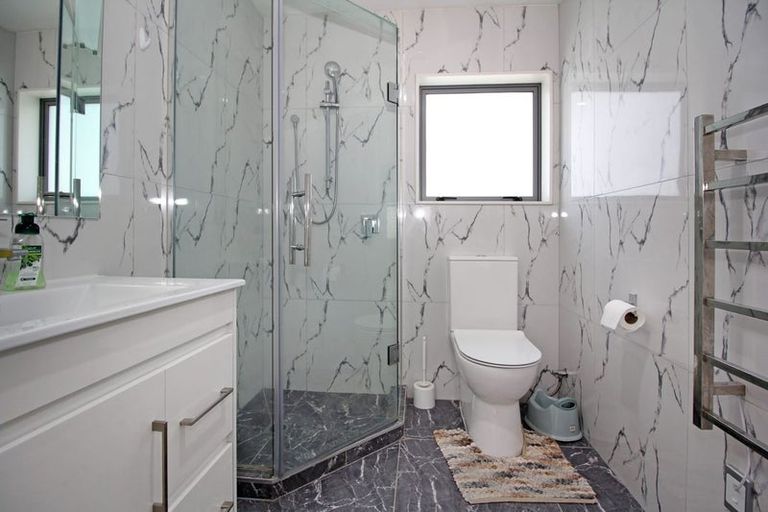 Photo of property in 1/3 Seddon Avenue, Papatoetoe, Auckland, 2104