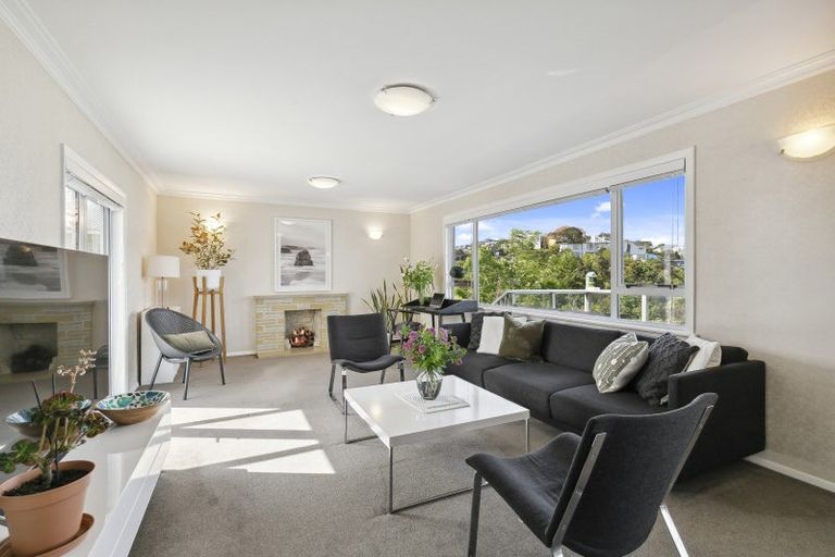Photo of property in 7 Harbour Park Terrace, Khandallah, Wellington, 6035