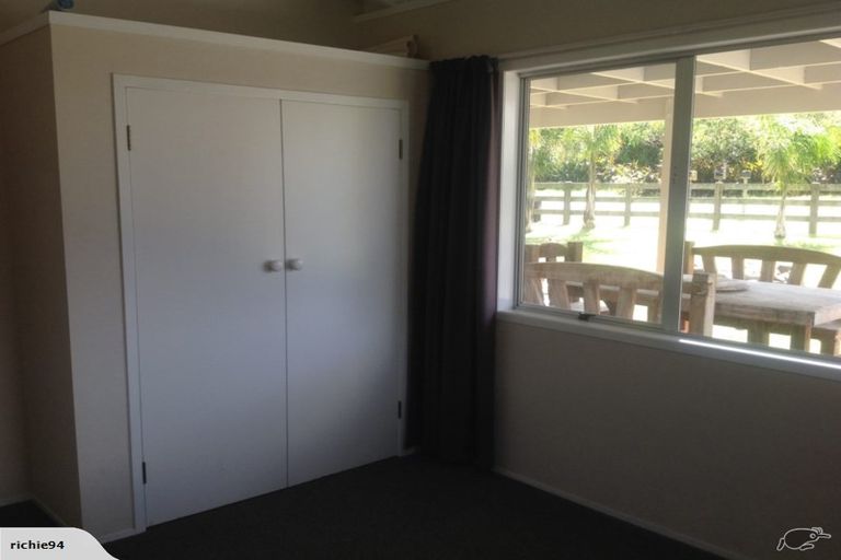 Photo of property in 11 Stack Road, Port Waikato, Tuakau, 2695
