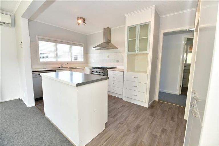 Photo of property in 151 Brian Crescent, Stanmore Bay, Whangaparaoa, 0932