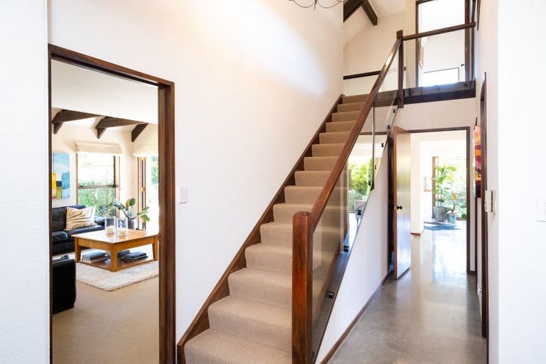 Photo of property in 44 Iona Road, Havelock North, 4130