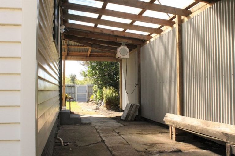 Photo of property in 70 Domett Street, Westport, 7825