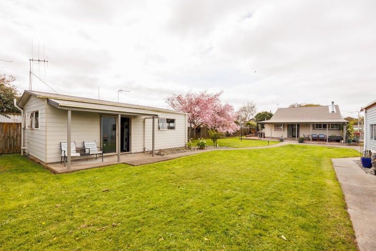 Photo of property in 5 Daniell Street, Bulls, 4818