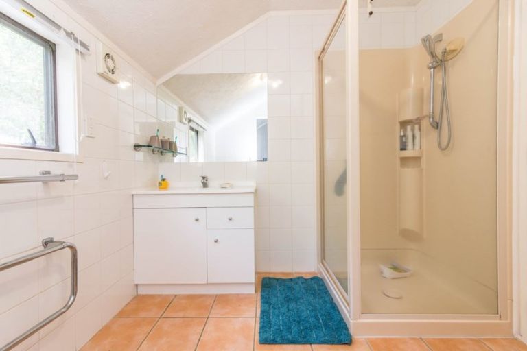 Photo of property in 704 South Titirangi Road, Titirangi, Auckland, 0604