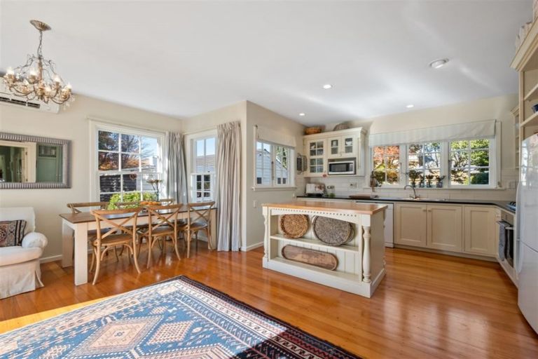 Photo of property in 10 Joyce Crescent, Ilam, Christchurch, 8041