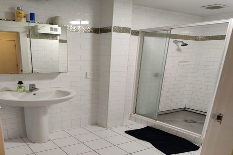 Photo of property in 23 Majoribanks Street, Mount Victoria, Wellington, 6011