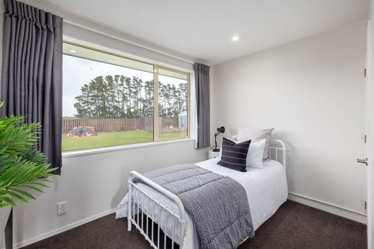 Photo of property in 1465 South Eyre Road, Swannanoa, 7476