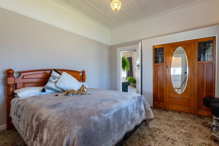 Photo of property in 15 Albert Street, Dannevirke, 4930