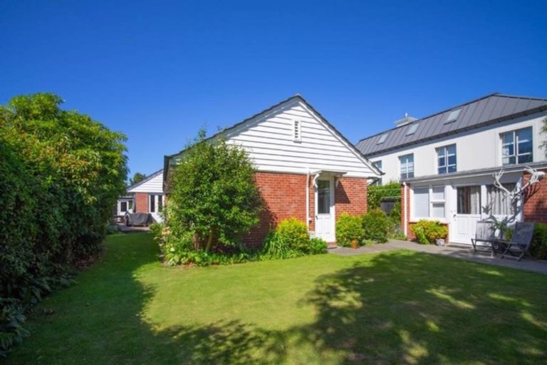 Photo of property in 15 Allister Avenue, Merivale, Christchurch, 8014