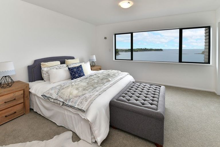 Photo of property in 979 Whangaparaoa Road, Tindalls Beach, Whangaparaoa, 0930