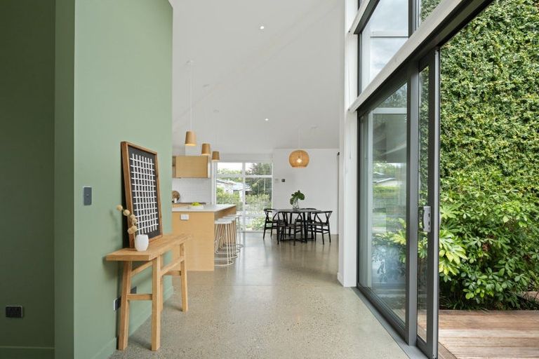 Photo of property in 12 Ward Street, Springlands, Blenheim, 7201