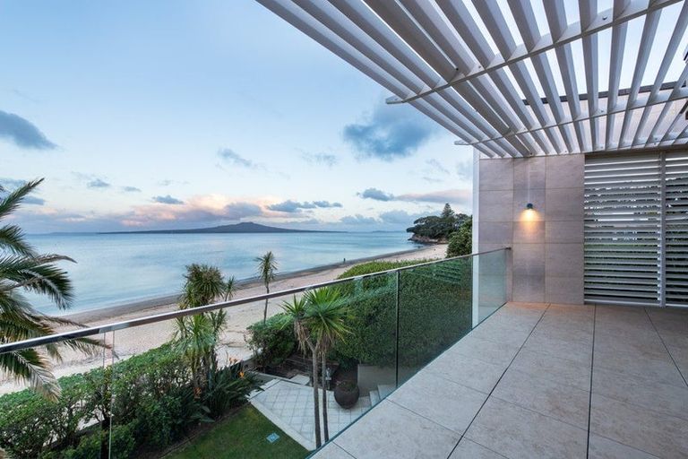 Photo of property in 28 Ewen Street, Takapuna, Auckland, 0622