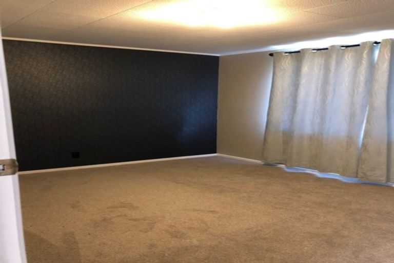 Photo of property in 6 Oreti Place, Clover Park, Auckland, 2019