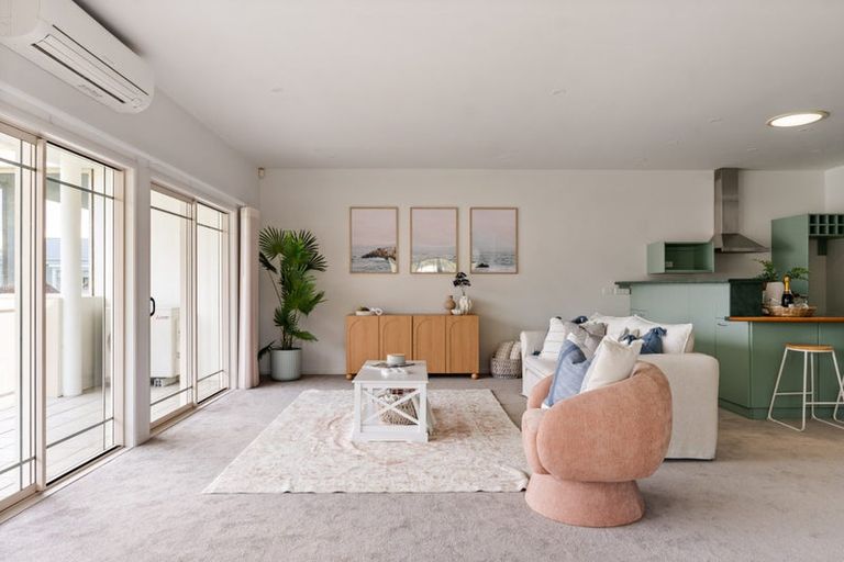 Photo of property in Harbour View, 21/100 Customhouse Street, Gisborne, 4010