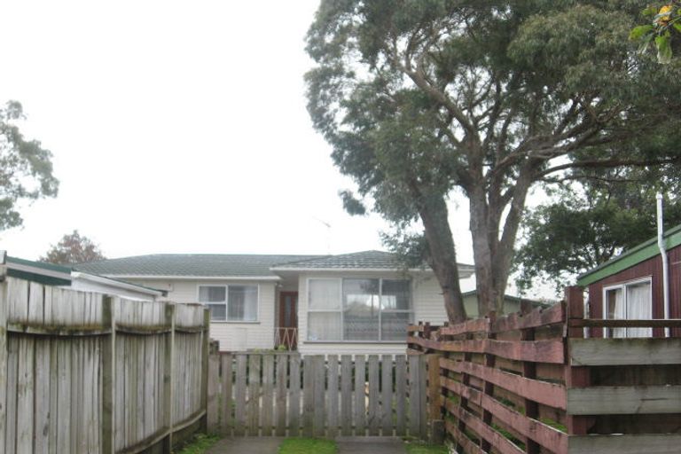 Photo of property in 48 Walworth Avenue, Pakuranga Heights, Auckland, 2010