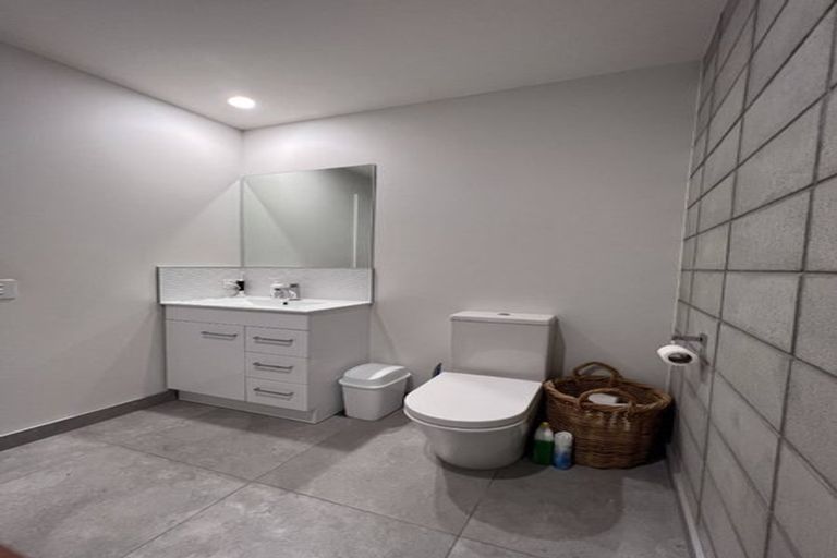 Photo of property in 167 Marine Parade, New Brighton, Christchurch, 8083