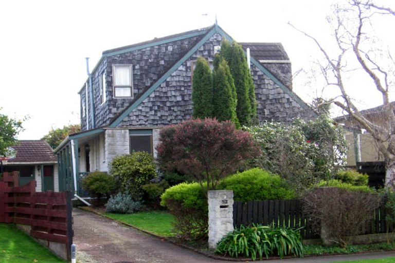 Photo of property in 53 Buick Crescent, Awapuni, Palmerston North, 4412