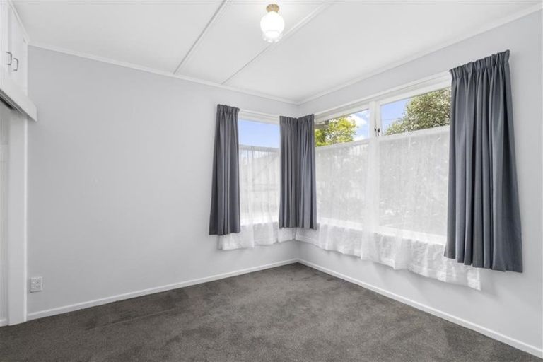 Photo of property in 71a Commercial Road, Helensville, 0800