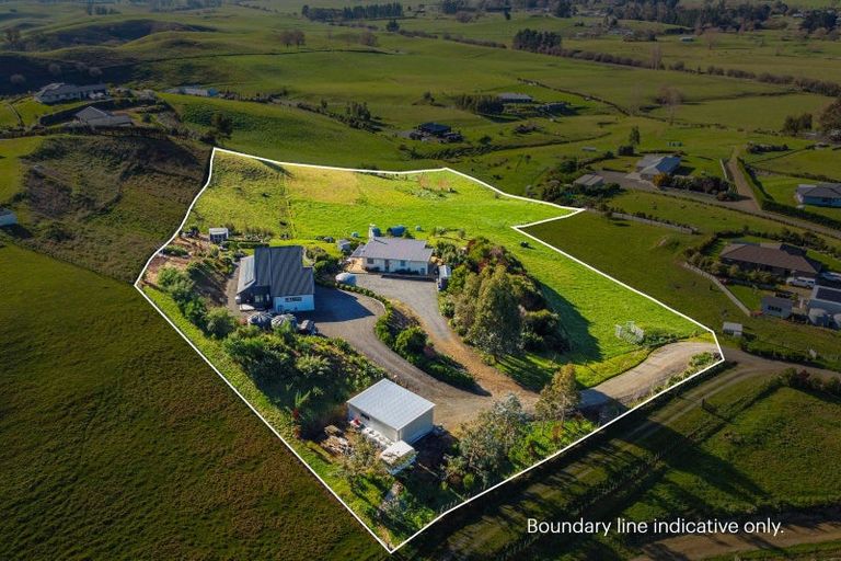 Photo of property in 8 Country Lane, Waipawa, 4210