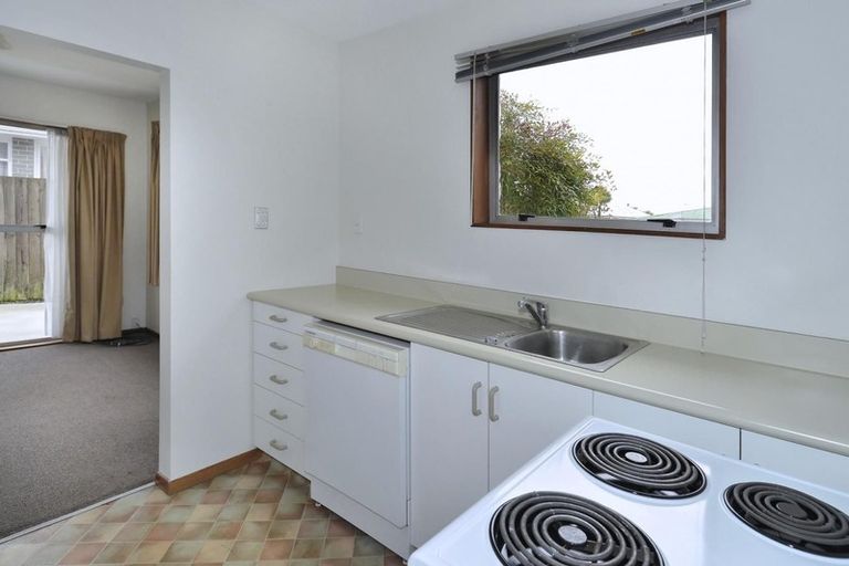 Photo of property in 1/63 Geraldine Street, Edgeware, Christchurch, 8013