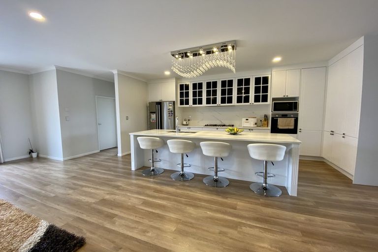 Photo of property in 32 Goodfellow Lane, Flat Bush, Auckland, 2019