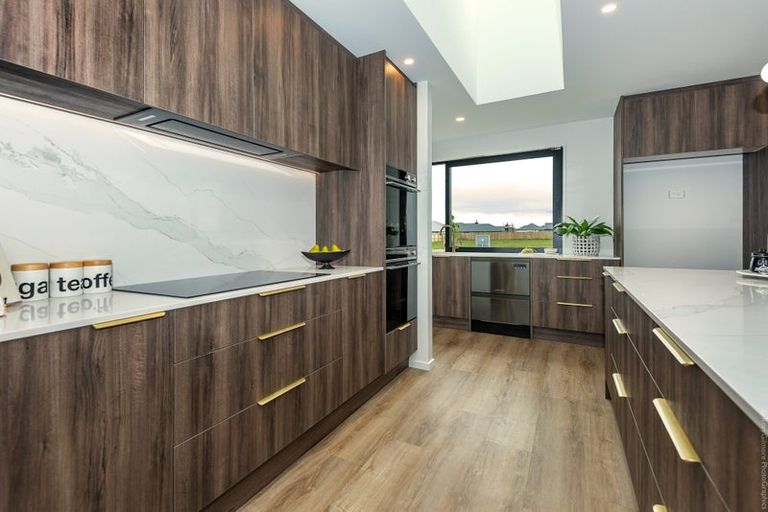 Photo of property in 37 Texel Crescent, West Melton, 7618