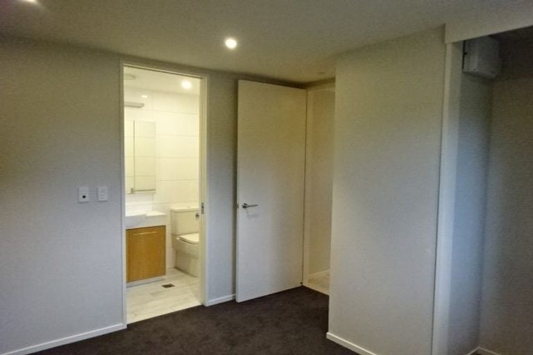 Photo of property in 210/252 Centreway Road, Orewa, 0931