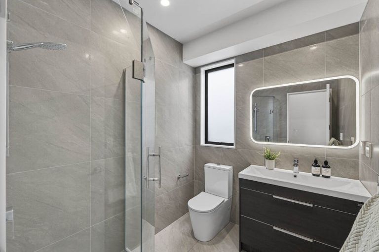 Photo of property in 40 Skua Road, Hobsonville, Auckland, 0616