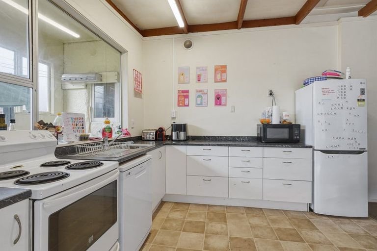 Photo of property in 66 Royal Terrace, Dunedin Central, Dunedin, 9016