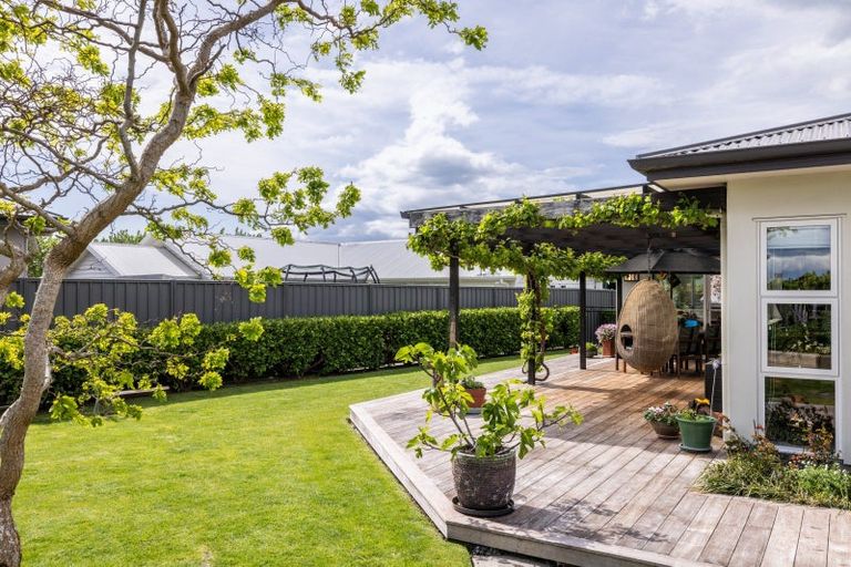 Photo of property in 4 Percy Berry Place, Havelock North, 4130