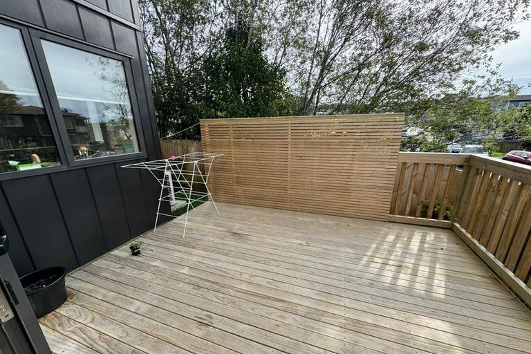 Photo of property in 6a Blenheim Street, Glenfield, Auckland, 0629