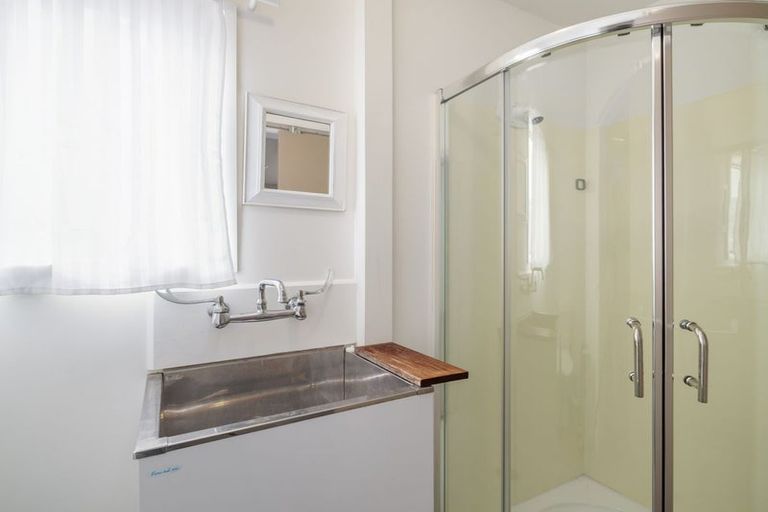 Photo of property in 8 Riverside Way, Amberley, 7410