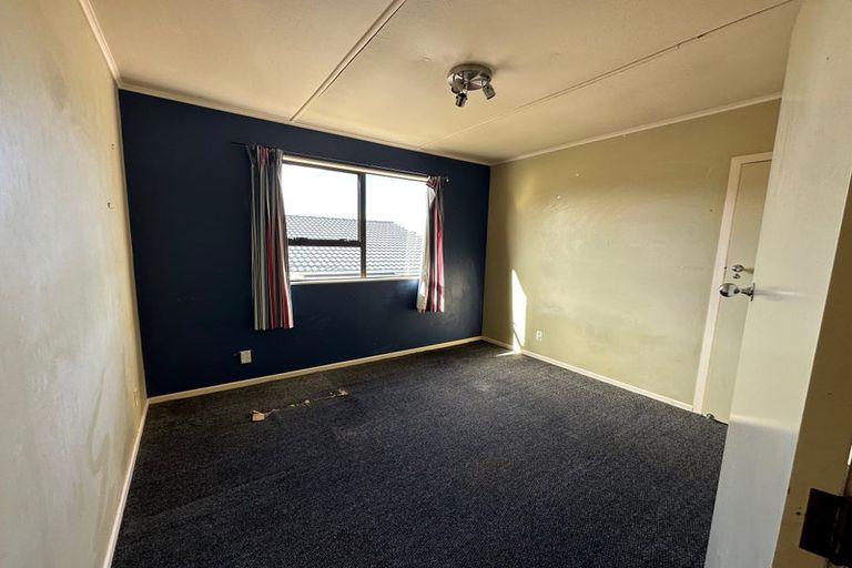 Photo of property in 289 Royal Road, Massey, Auckland, 0614