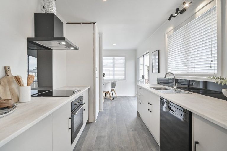 Photo of property in 5 Northlee Place, Flaxmere, Hastings, 4120