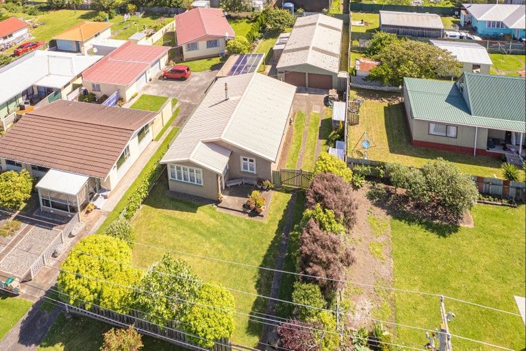 Photo of property in 75 Polson Street, Castlecliff, Whanganui, 4501