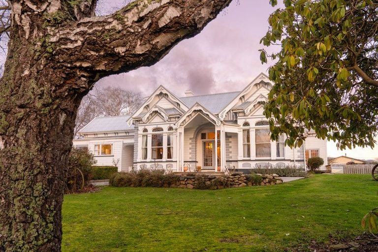 Photo of property in 25 Spenser Street, Milton, 9220