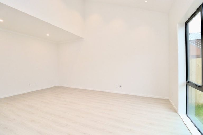 Photo of property in 12 Dorset Down Drive, Karaka, 2580