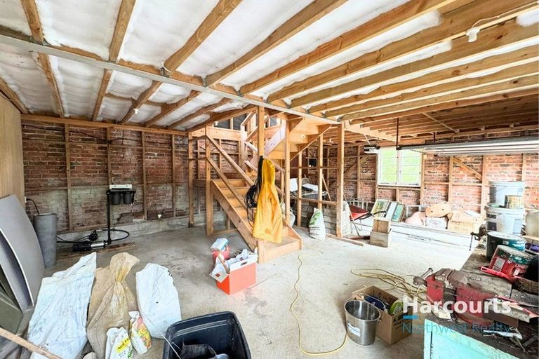 Photo of property in 86 Tawa Road, Kumeu, 0891