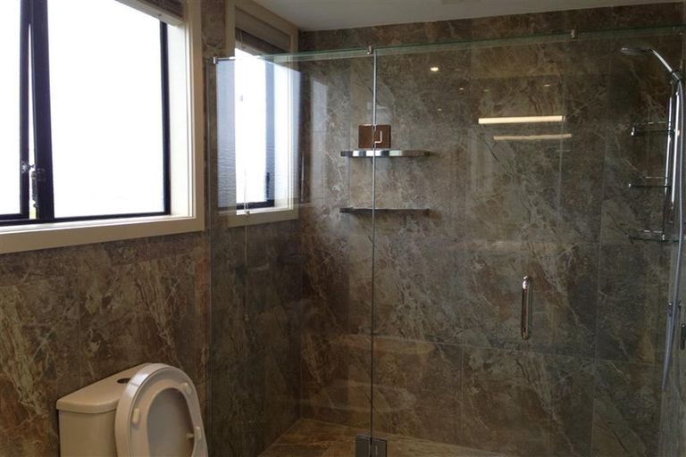 Photo of property in 56 Onetaunga Road, Chatswood, Auckland, 0626