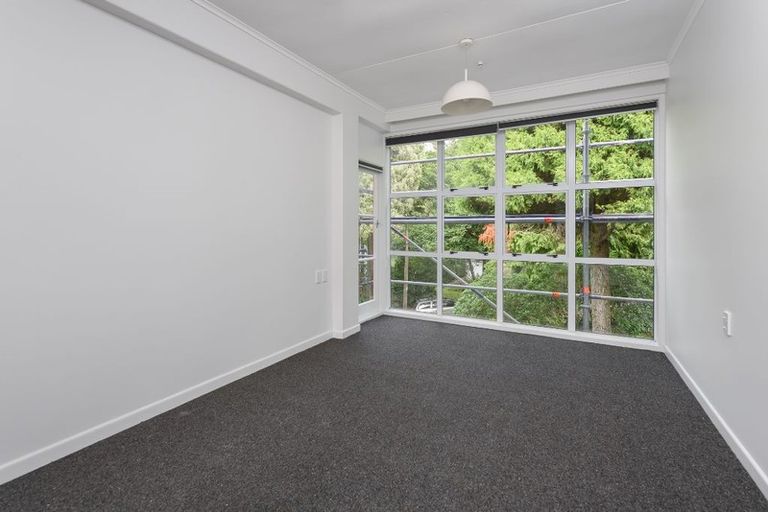 Photo of property in 146 Glenmore Street, Northland, Wellington, 6012