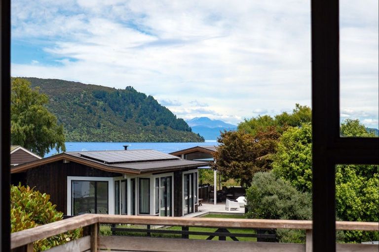 Photo of property in 11 Nisbet Terrace, Kinloch, Taupo, 3377