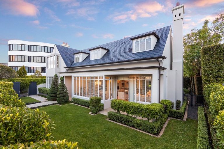 Photo of property in 26 Victoria Avenue, Remuera, Auckland, 1050