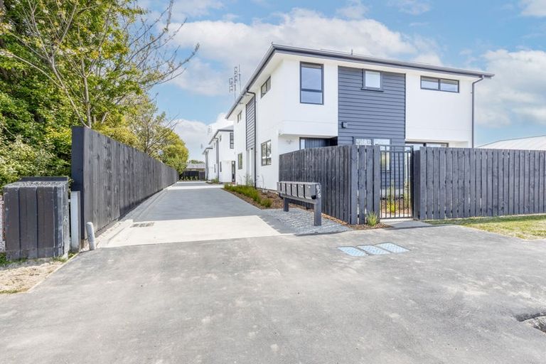 Photo of property in 2/675 Worcester Street, Linwood, Christchurch, 8062