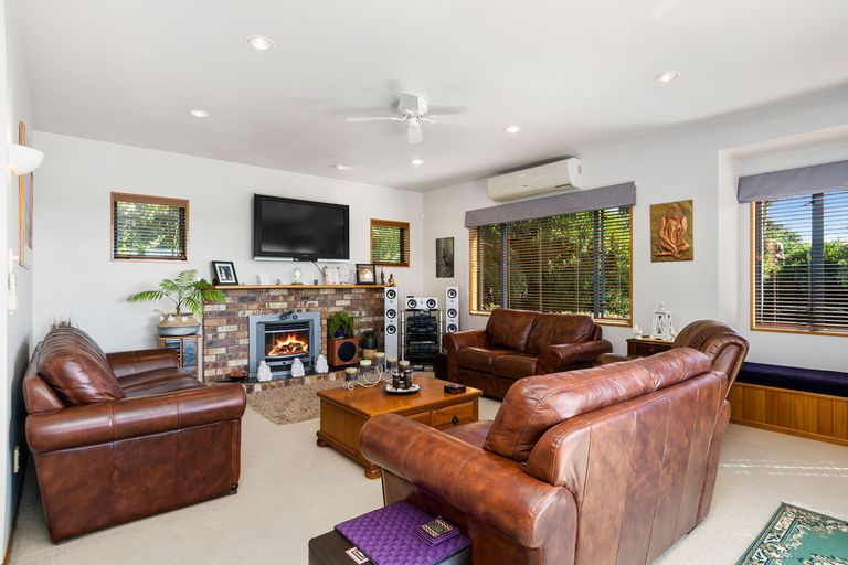 Photo of property in 171 Waikite Road, Welcome Bay, Tauranga, 3175