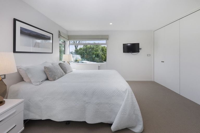 Photo of property in 69 Deans Avenue, Riccarton, Christchurch, 8011