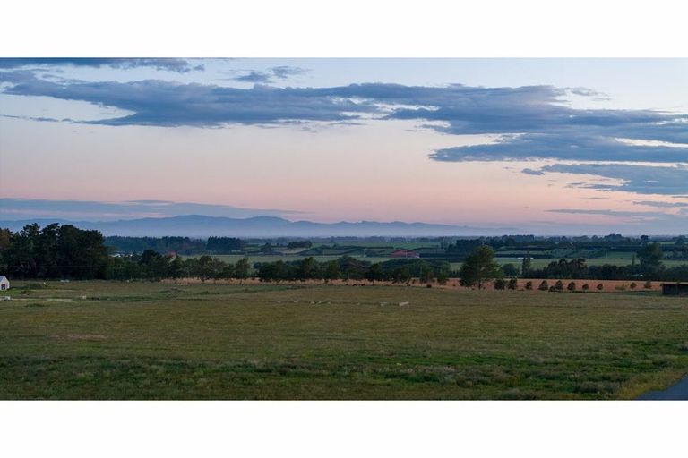 Photo of property in 37 Stoke School Road, Cust, 7471