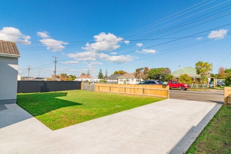 Photo of property in 206 Puriri Street, Castlecliff, Whanganui, 4501