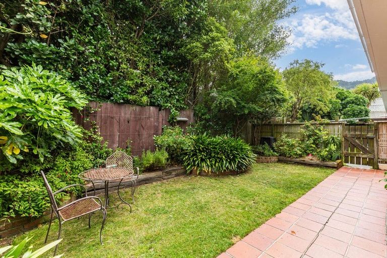 Photo of property in Hobson Flats, 4/1 Hobson Street, Pipitea, Wellington, 6011